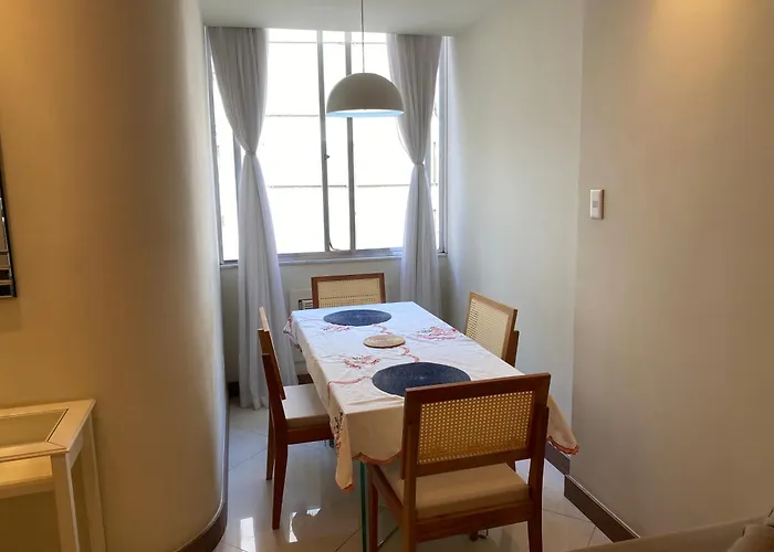 Apto Moderno - 2 Quartos - 1 Min Da Praia Rio de Janeiro